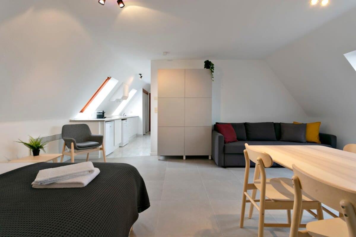 Huswell - Cozy And Roomy Studio With A Homely Feel De Haan Exterior photo