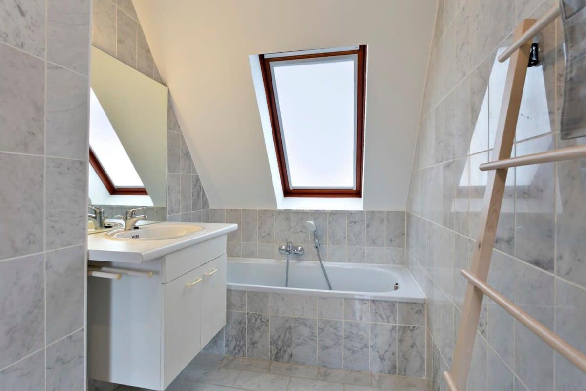 Huswell - Cozy And Roomy Studio With A Homely Feel De Haan Exterior photo
